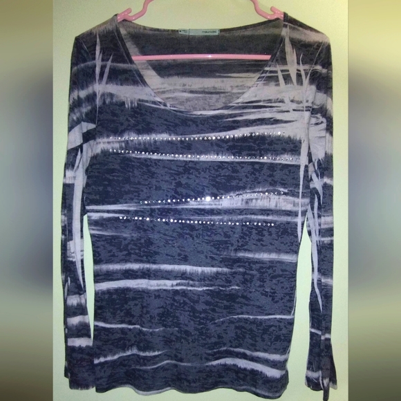 Maurices long sleeve bling top - Picture 7 of 7